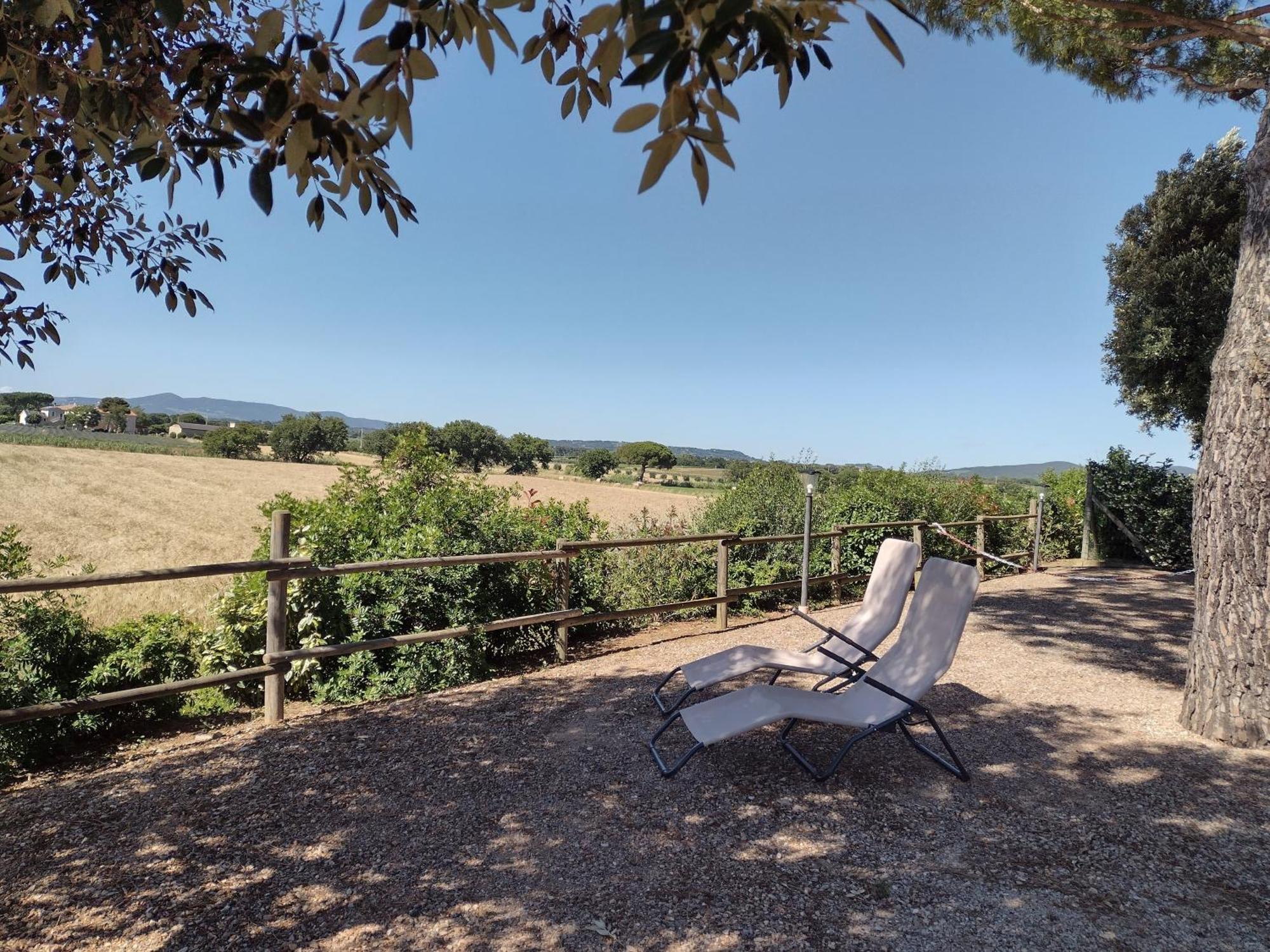 Agriturismo I Debbi บิบโบนา ภายนอก รูปภาพ