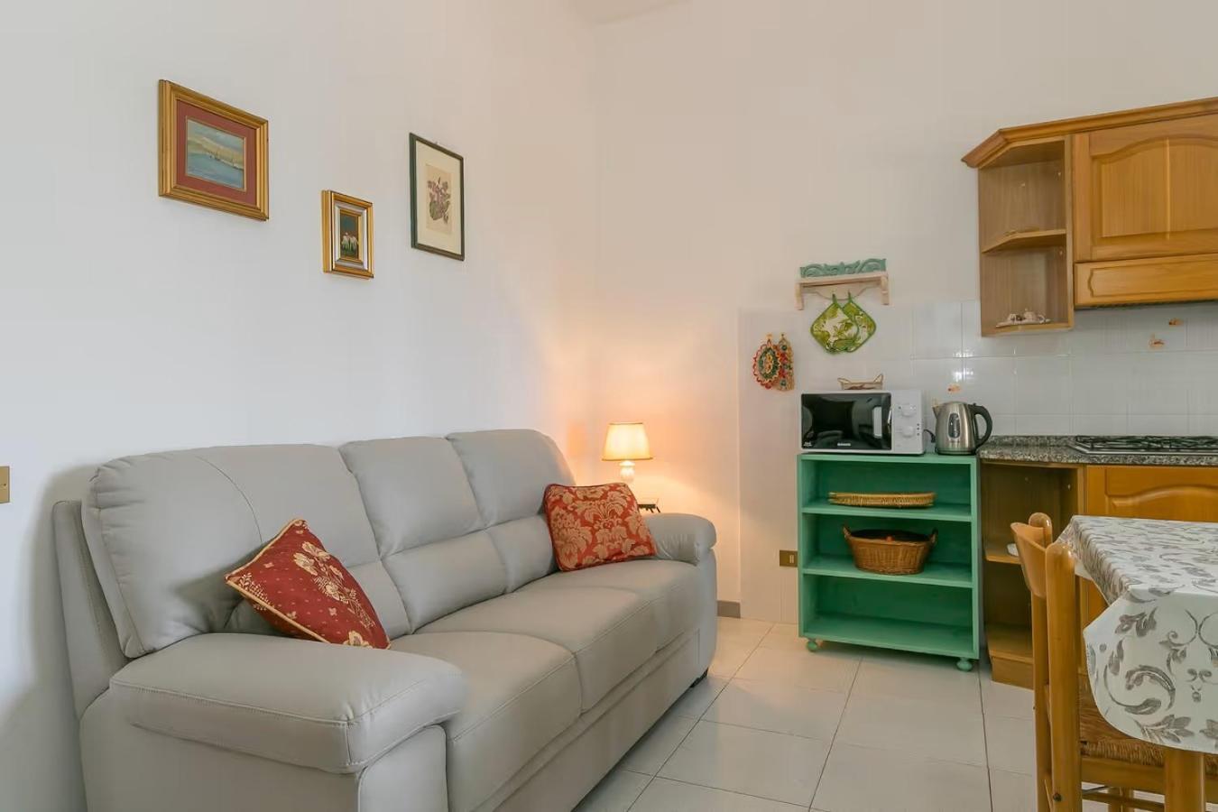 Agriturismo I Debbi บิบโบนา ภายนอก รูปภาพ