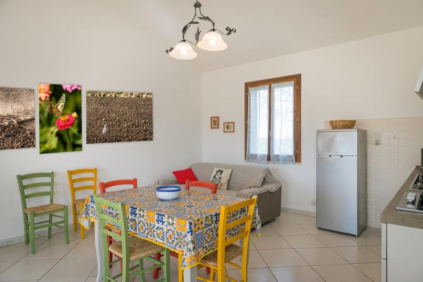 Agriturismo I Debbi บิบโบนา ภายนอก รูปภาพ