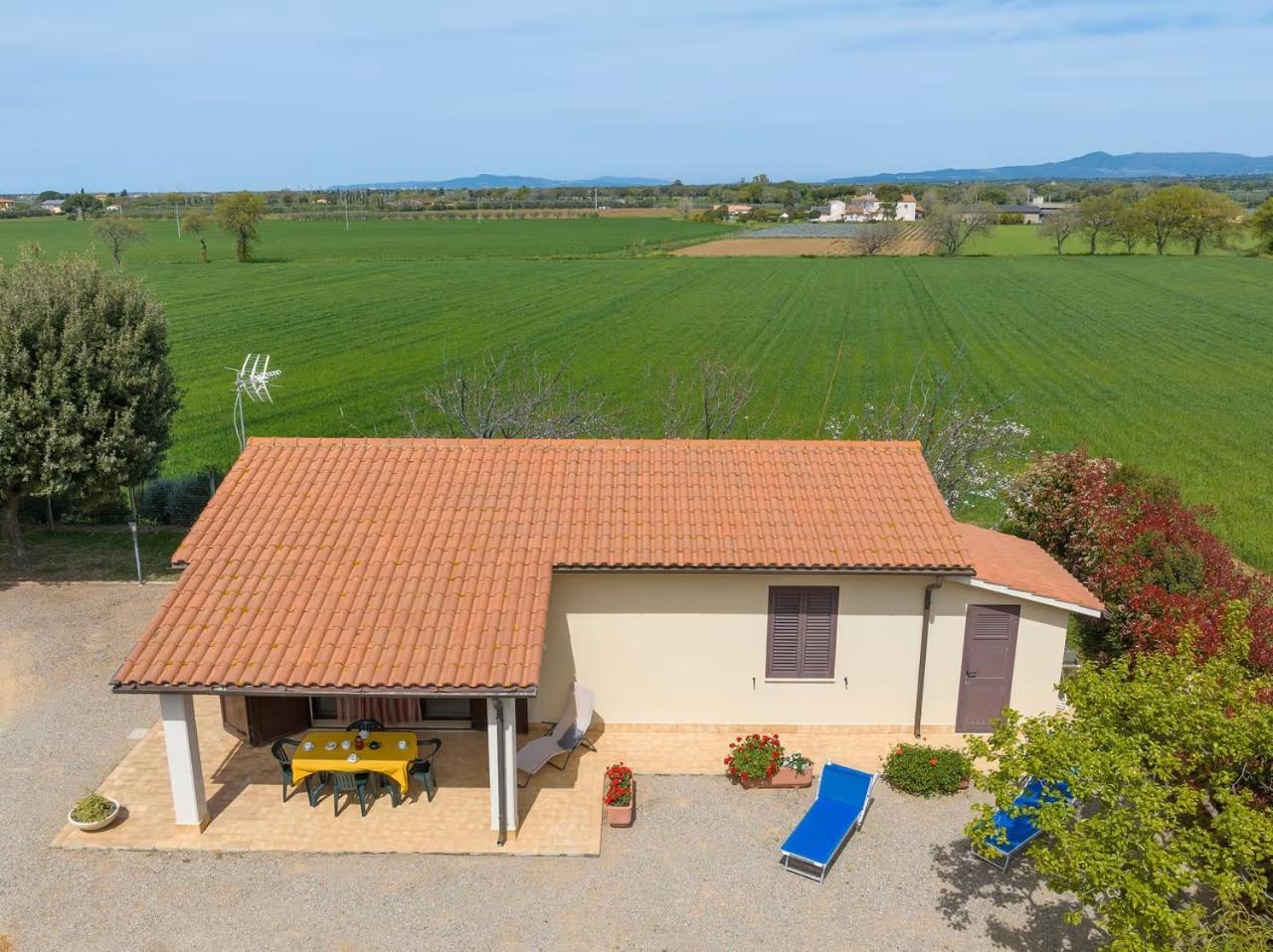 Agriturismo I Debbi บิบโบนา ภายนอก รูปภาพ